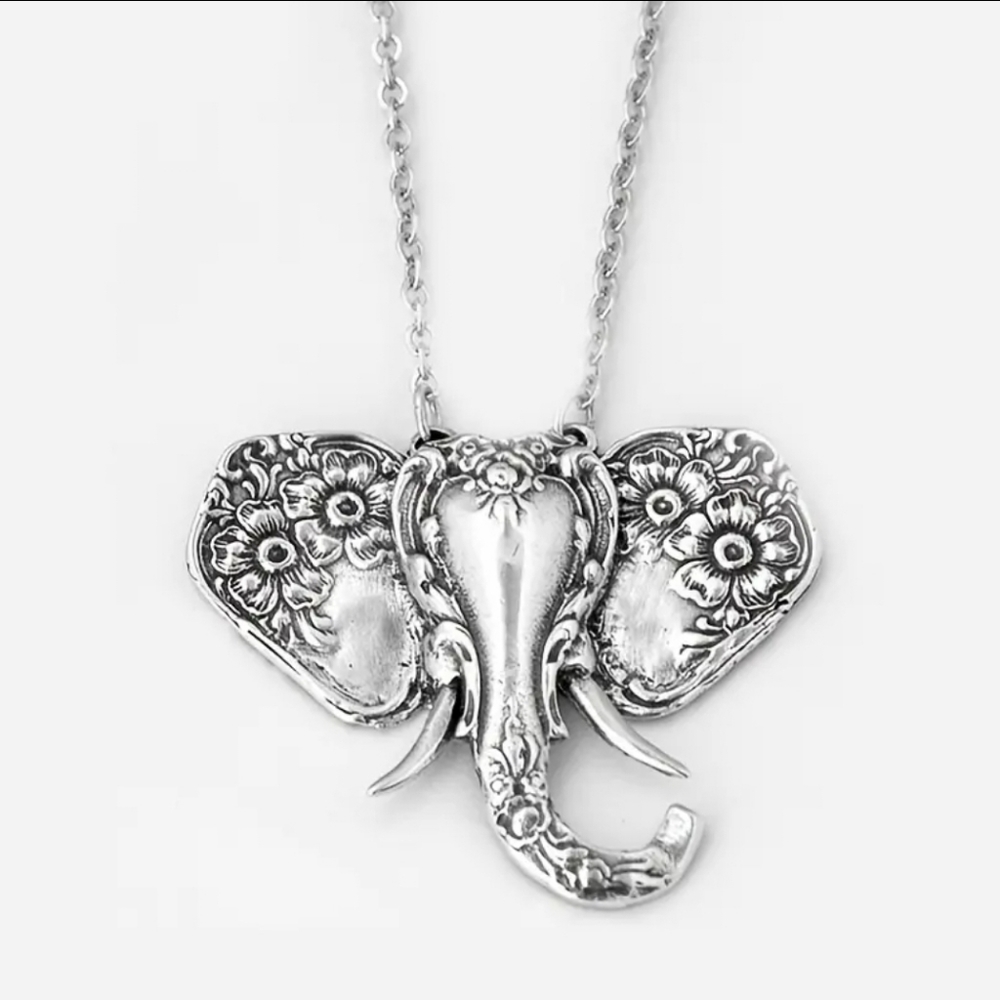 Elegant Elephant Pendant Necklace - Picture 4 of 6